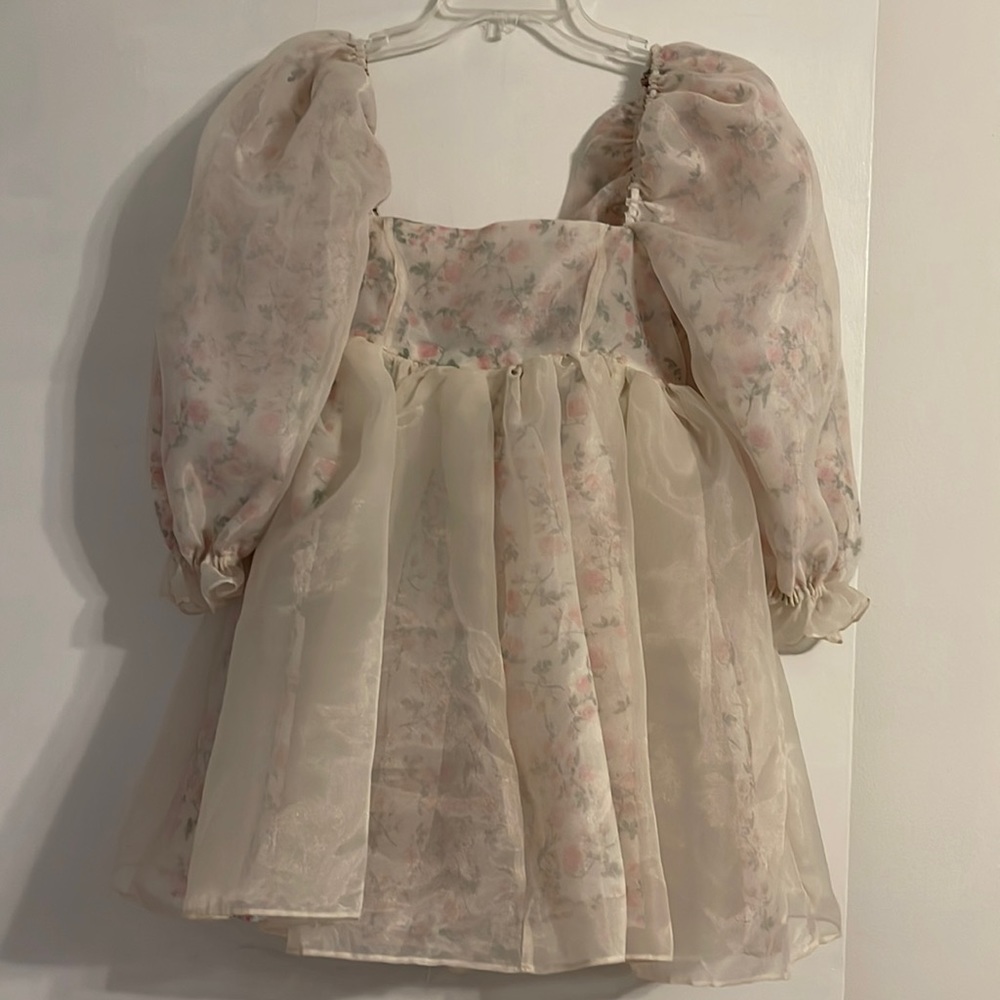 Puff dress